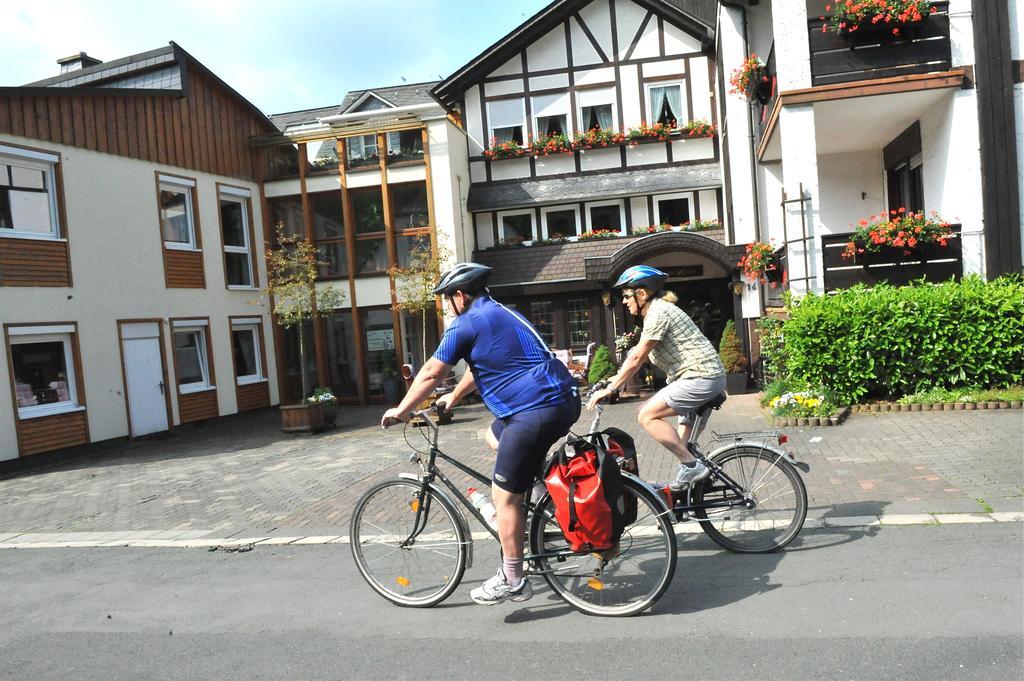 Forellenhof "Das Bio Landhaus" Bad Endbach Exterior foto